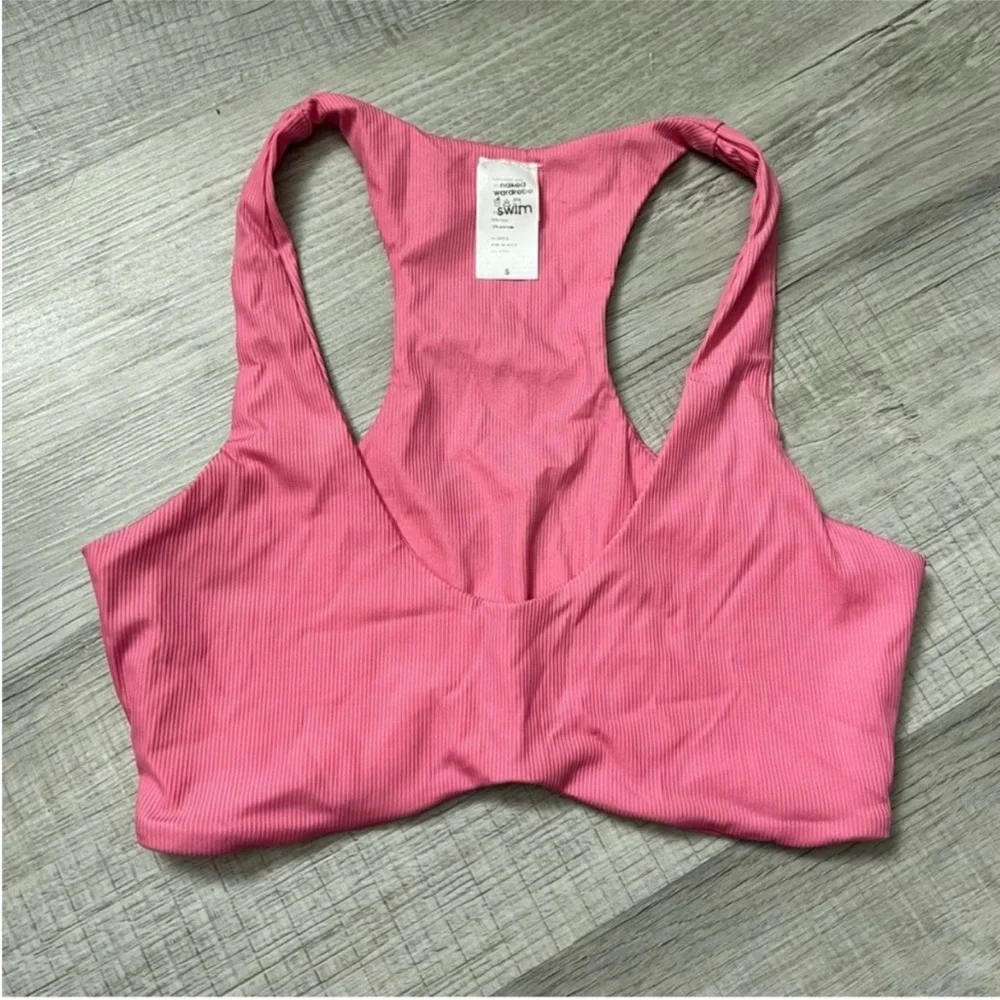 NEW NAKED WARDROBE Pink Ribbed Racerback Bra Top
Size Small - Picture 6 of 12
